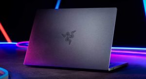 _Razer Blade Stealth 13 Ultrabook Laptop-min