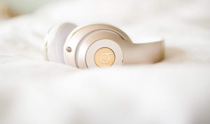 apple beats solo3
