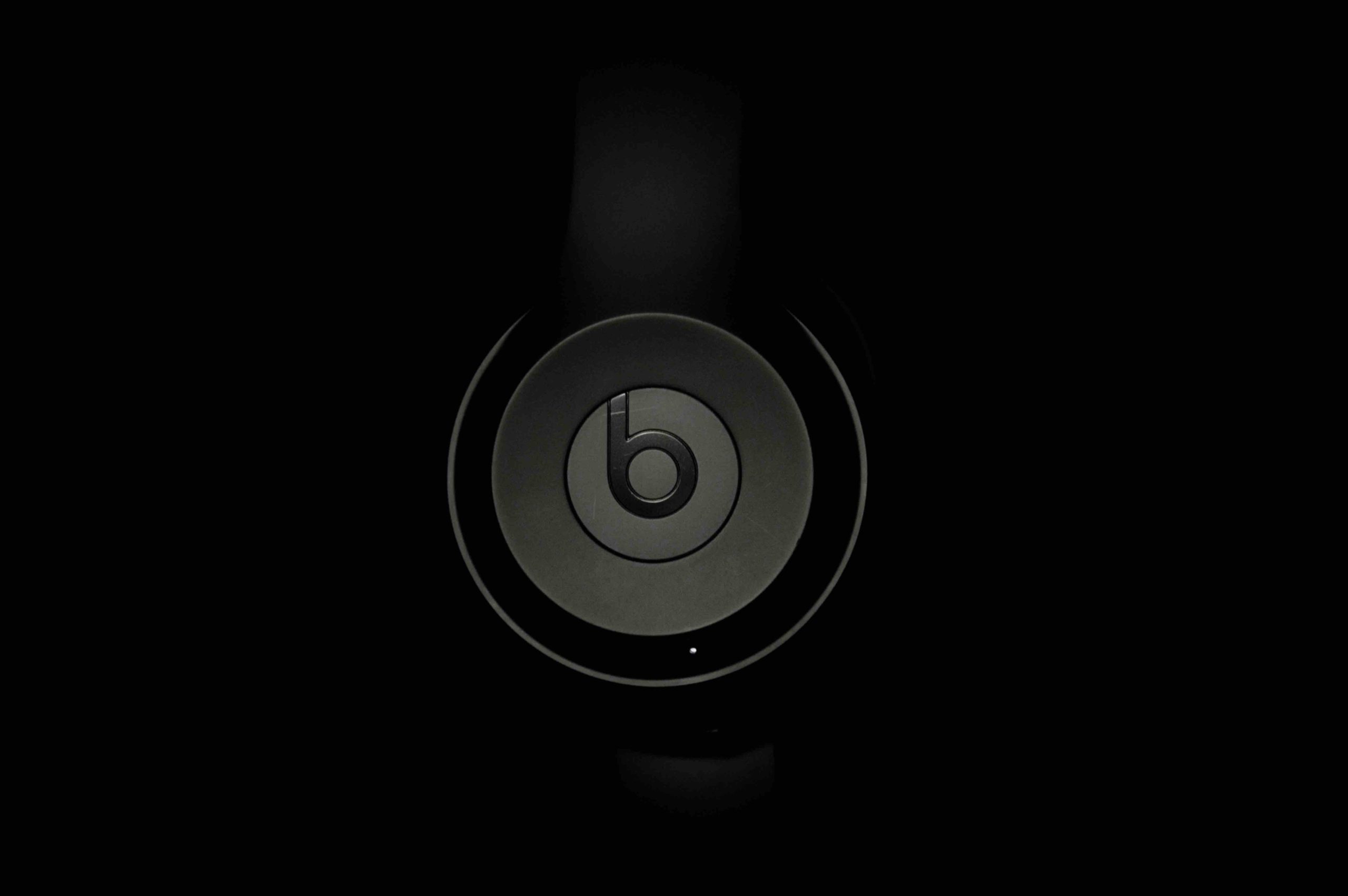 beats headphone deal-min