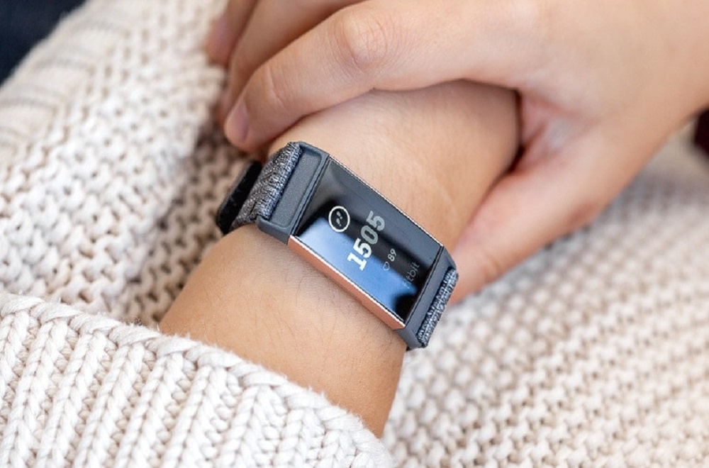 Fitbit Charge 3 Fitness Activity Tracker-min