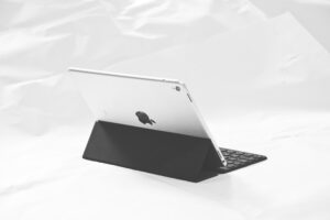 Apple Smart Keyboard for iPad 7th and 8th Generation
