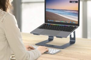 Nulaxy Laptop Stand