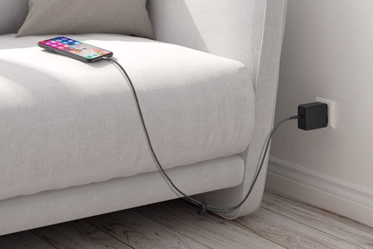 ESR USB C to Lightning Cable