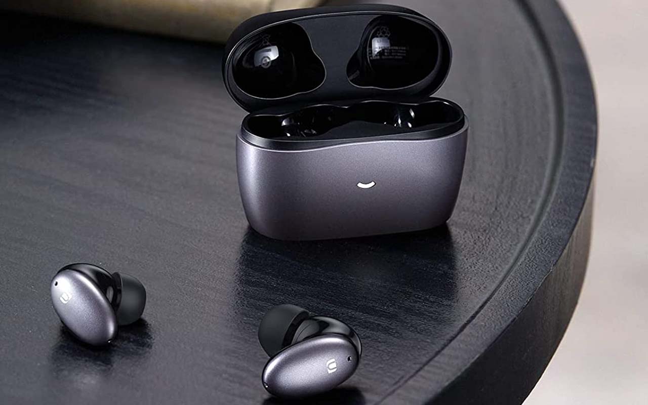 UGREEN X6 Hybrid Active Noise Cancelling Wireless Earbuds For $40