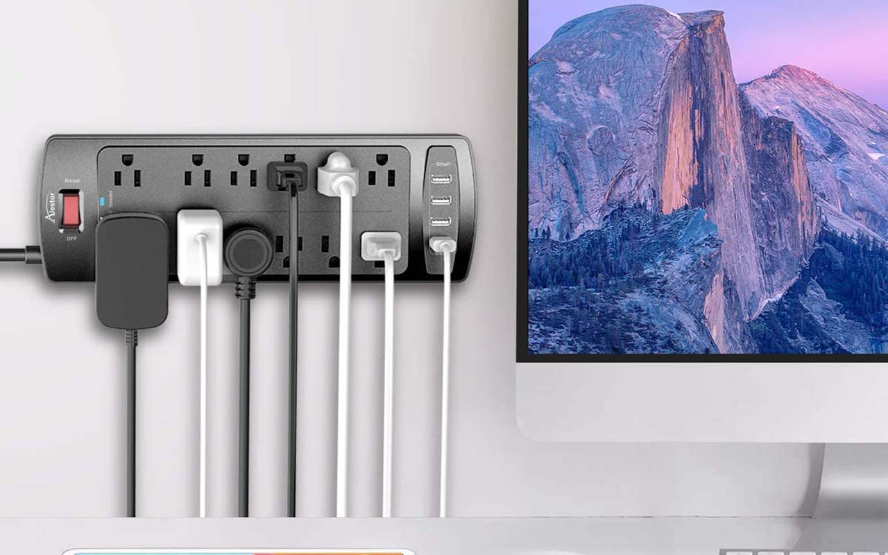 Alestor Surge Protector with 12 Outlets and 4 USB Ports