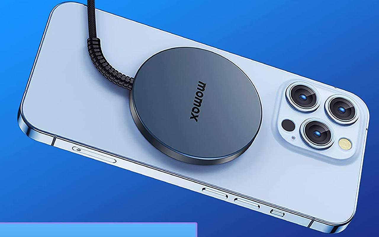 Momax Transparent Magnet Wireless Charging Pad