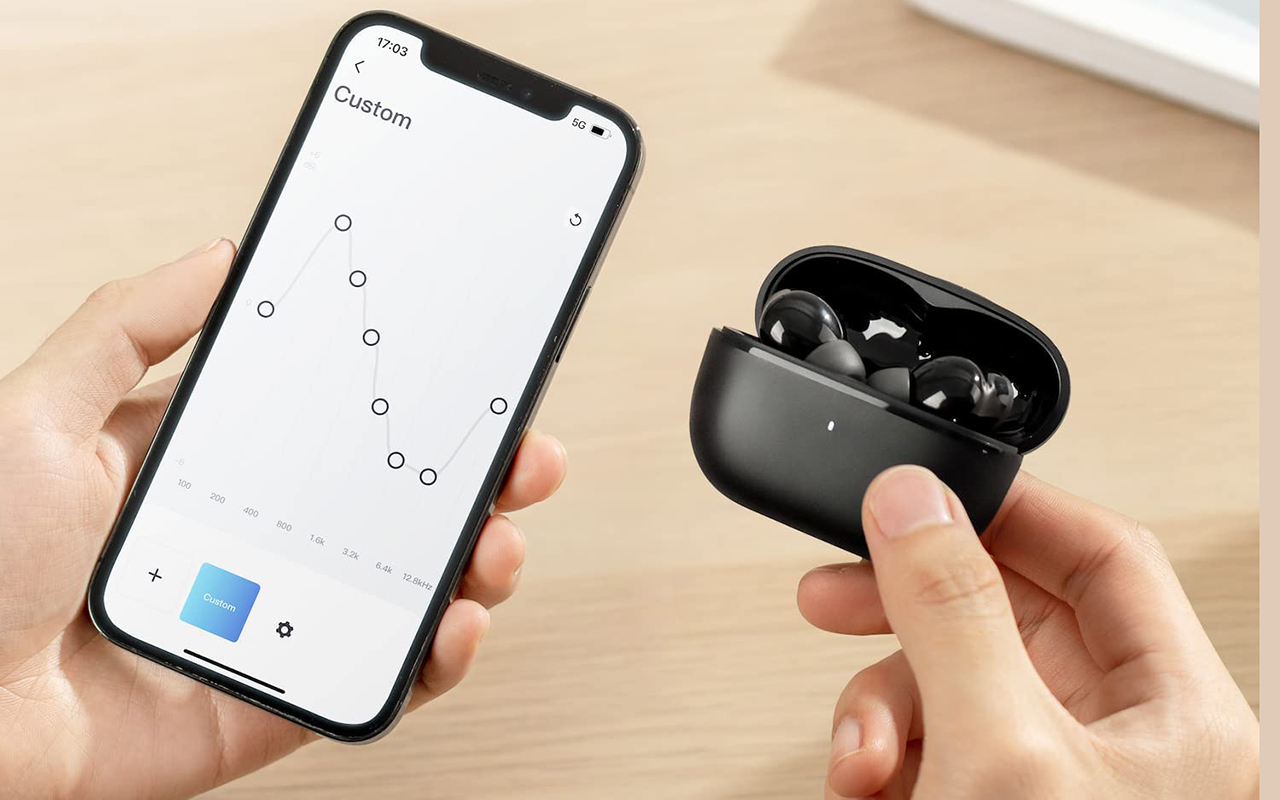 Anker Life P3i Hybrid Active Noise Cancelling Earbuds