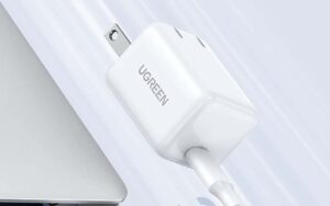 UGREEN's AceCube 30W USB-C Charger