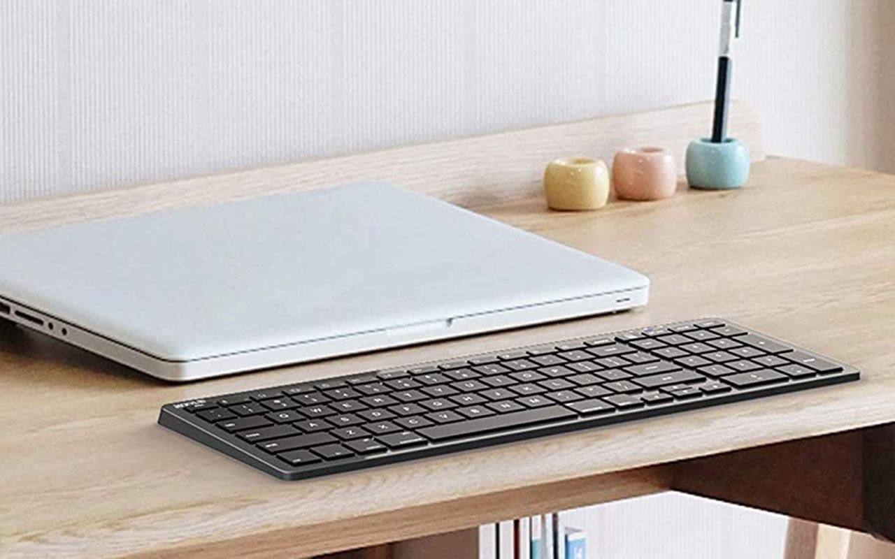 JACKYLED Wireless Bluetooth Keyboard