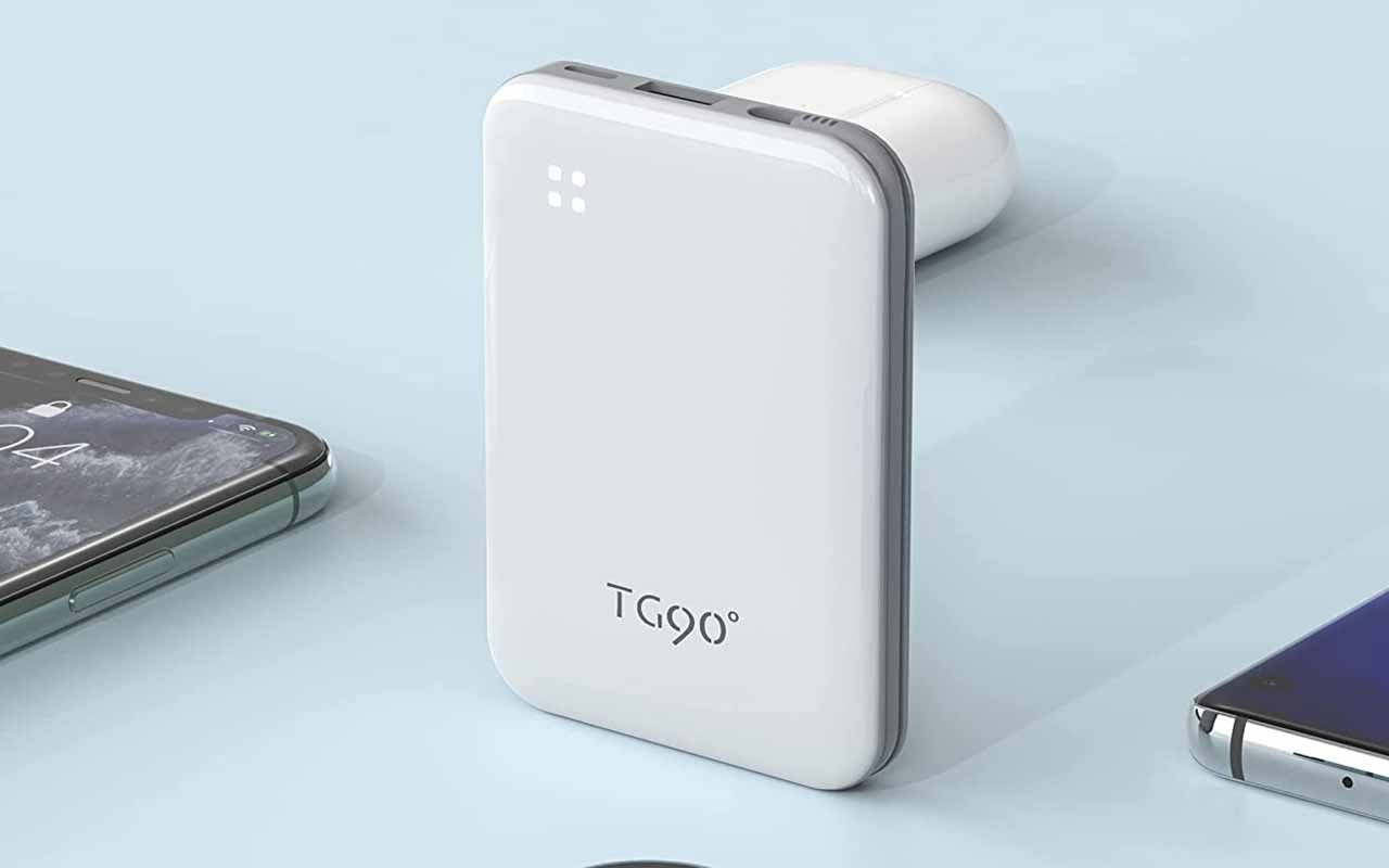 TG90° 4500mah Power Bank With Lightning Cable