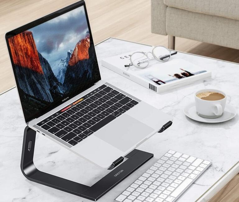 omoton-laptop-stand